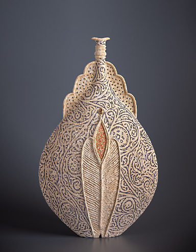 Thaslis II, ceramic vessel by Avital Sheffer, 2022